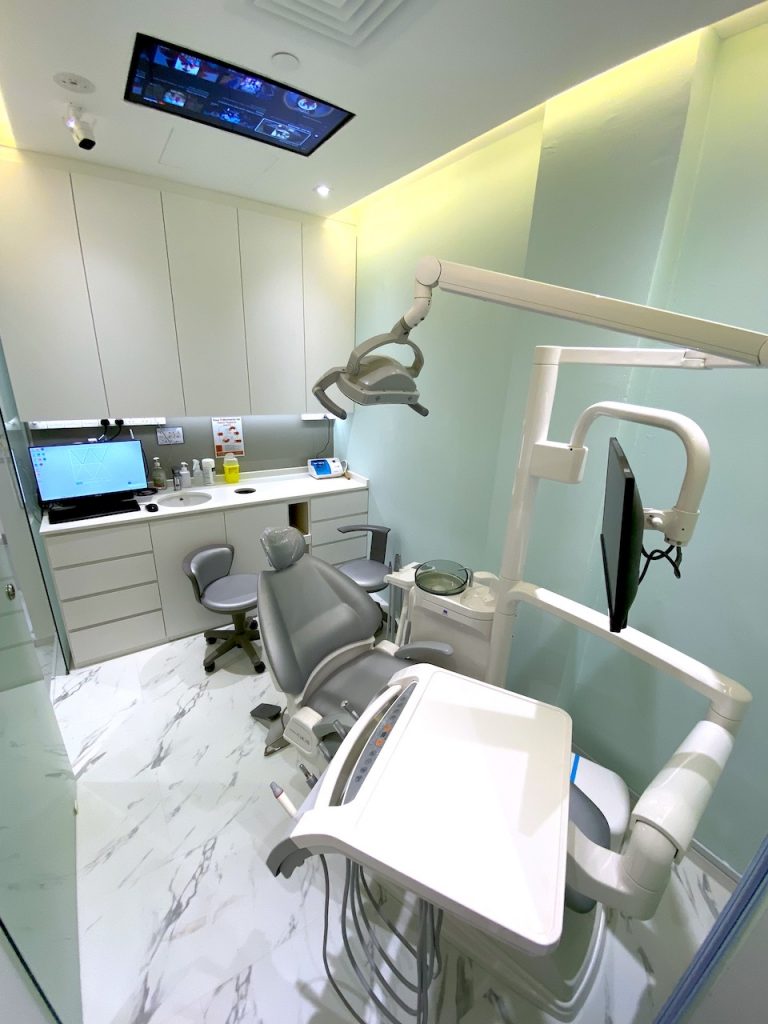we dental clinic treatment room